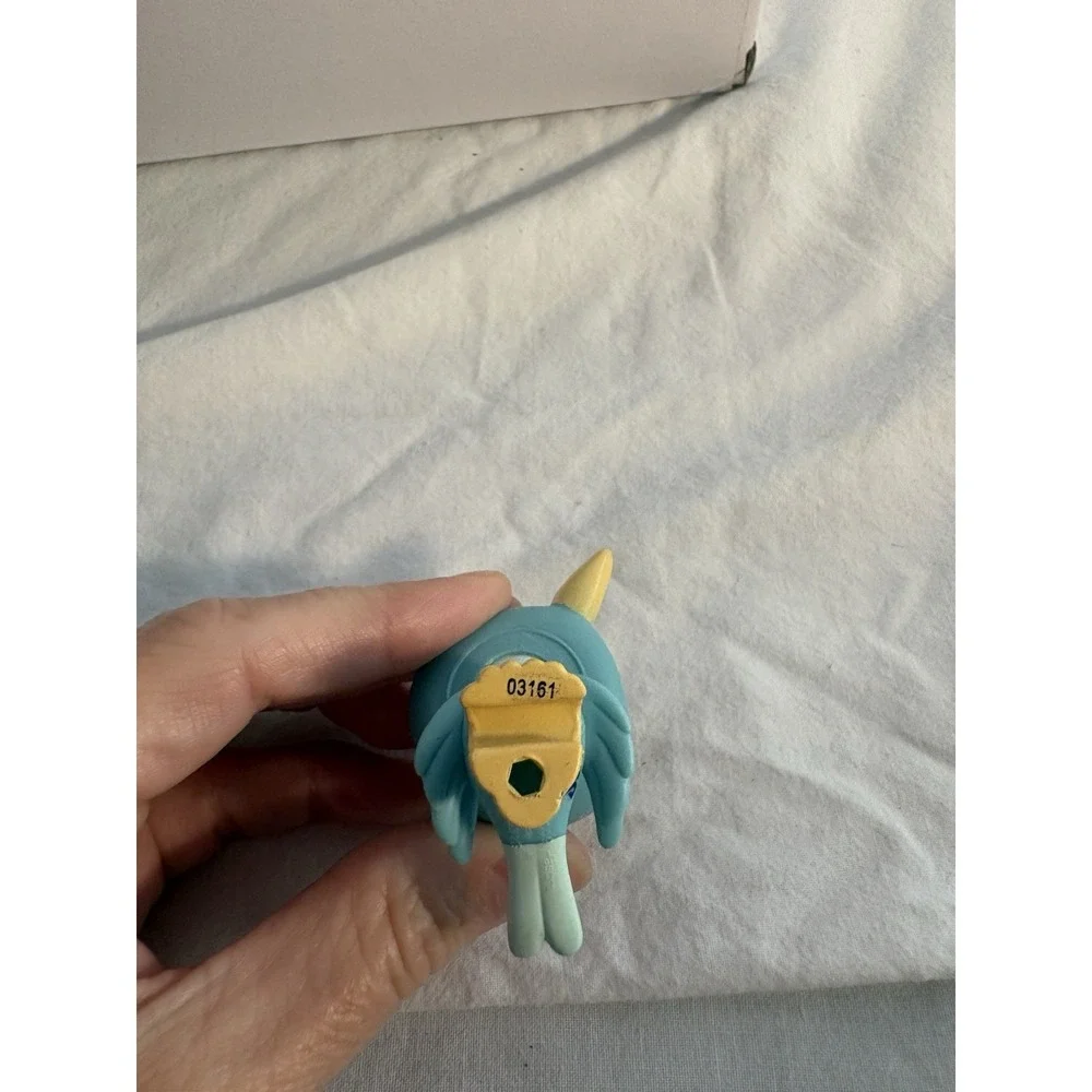 Hasbro Littlest Pet Shop #1787 Woodpecker Bird Blue Purple Eyes Singles LPS